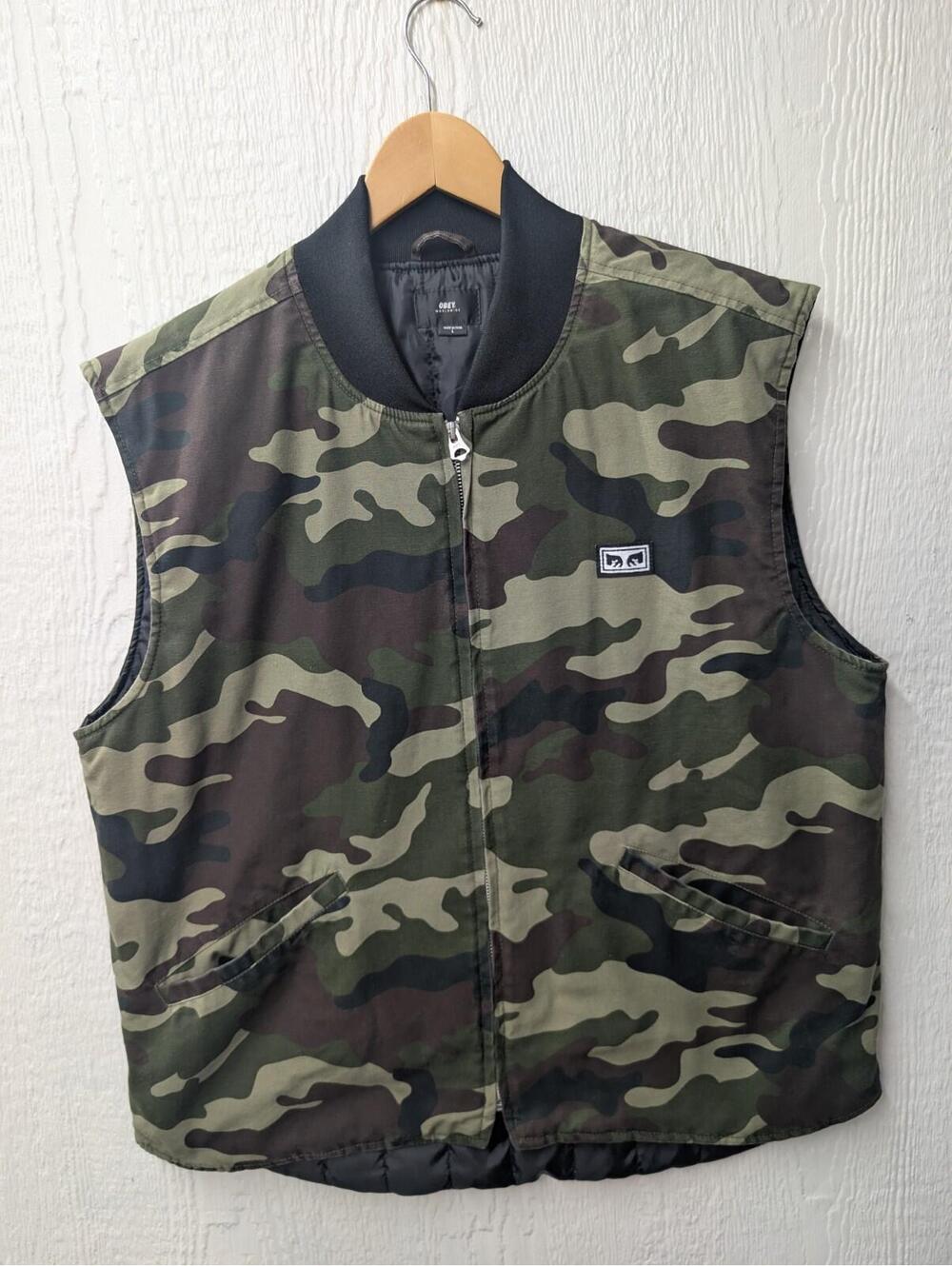 Obey Camo Vest Full Zip Sleeveless Jacket Men's Large